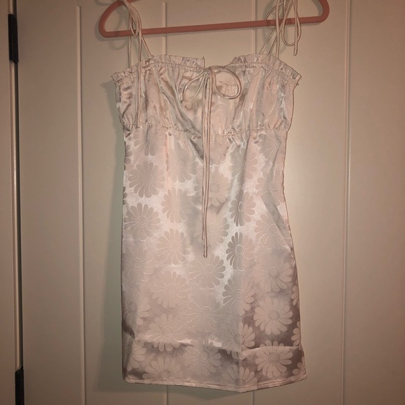 Princess Pilly white floral print mini dress - Picture 7 of 8